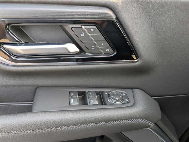 used 2025 GMC Yukon car, priced at $87,265