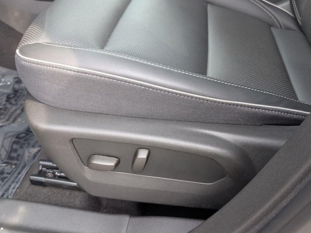 used 2023 Buick Envision car, priced at $26,987