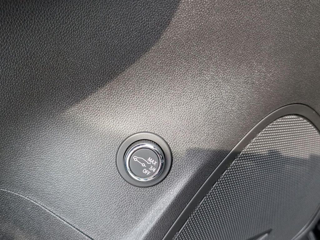 used 2023 Buick Envision car, priced at $26,987