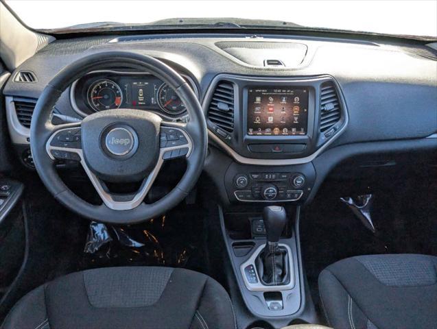 used 2015 Jeep Cherokee car, priced at $12,399