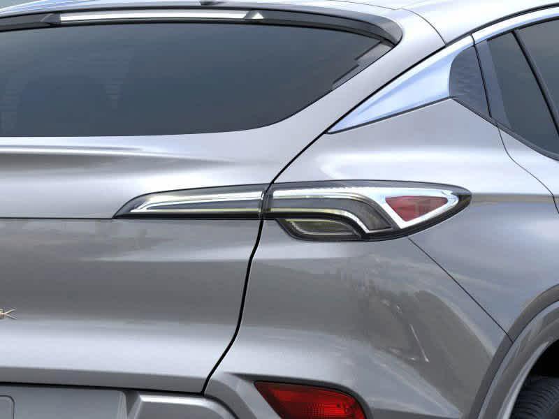 new 2025 Buick Envista car, priced at $30,388