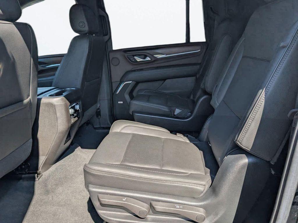used 2021 GMC Yukon XL car, priced at $49,460
