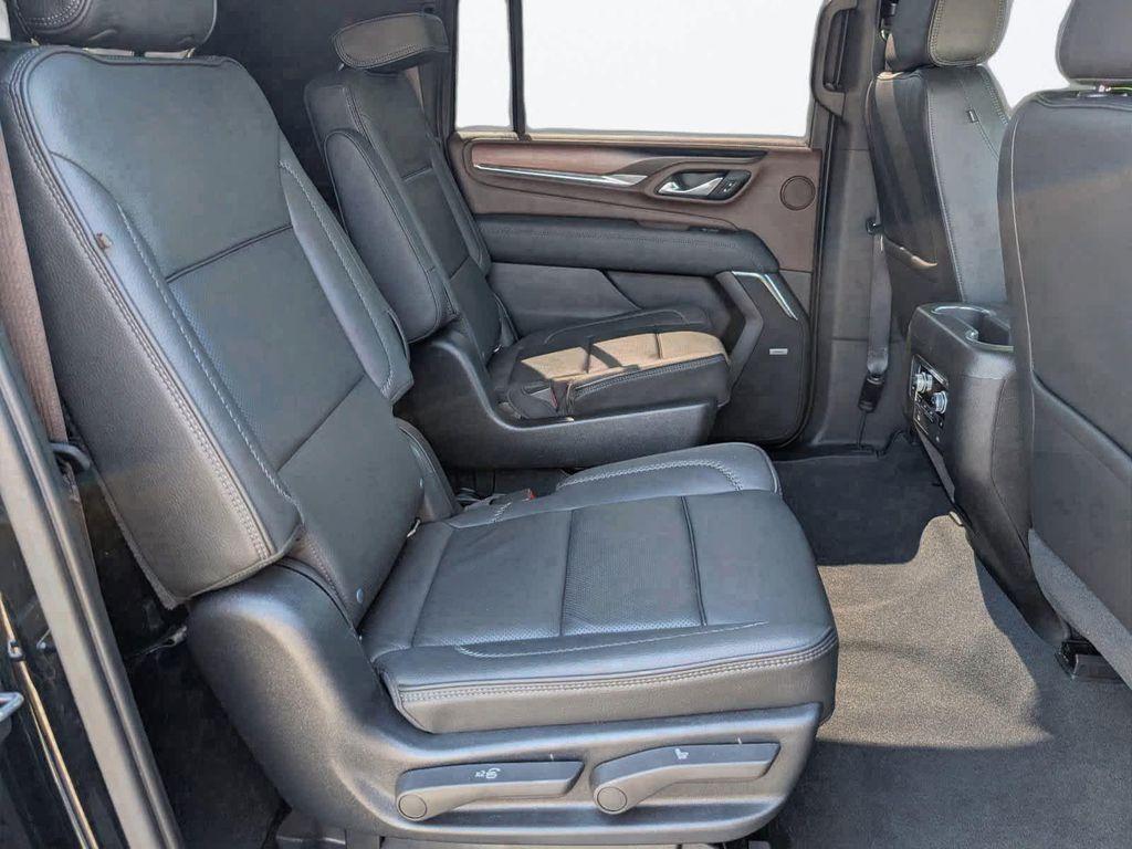 used 2021 GMC Yukon XL car, priced at $49,460