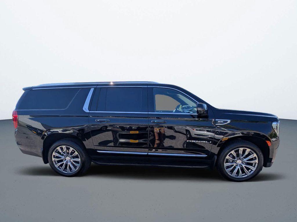 used 2021 GMC Yukon XL car, priced at $49,460