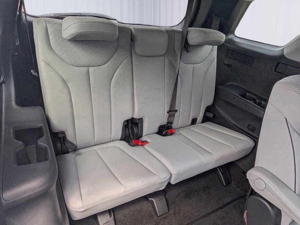 used 2025 Hyundai Palisade car, priced at $39,555