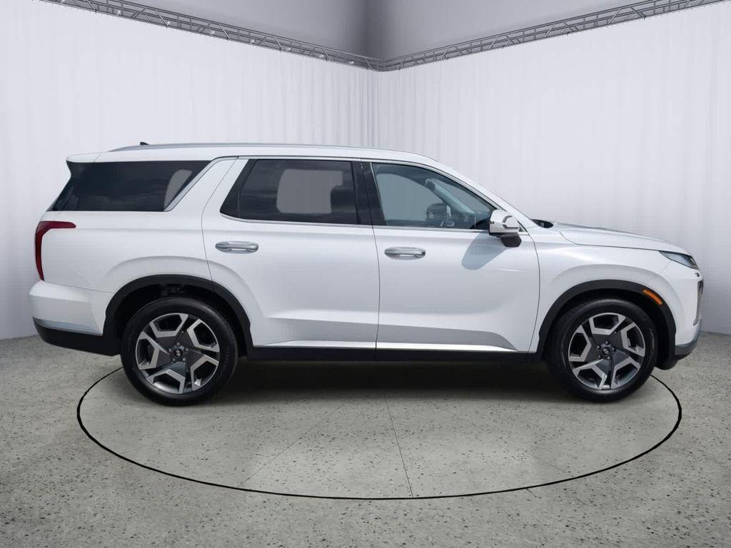 used 2025 Hyundai Palisade car, priced at $39,555