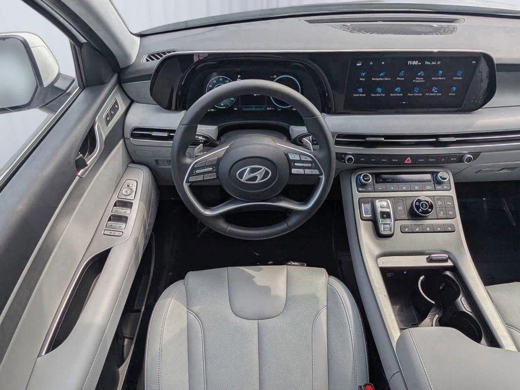 used 2025 Hyundai Palisade car, priced at $39,555