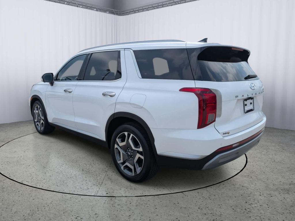used 2025 Hyundai Palisade car, priced at $39,555