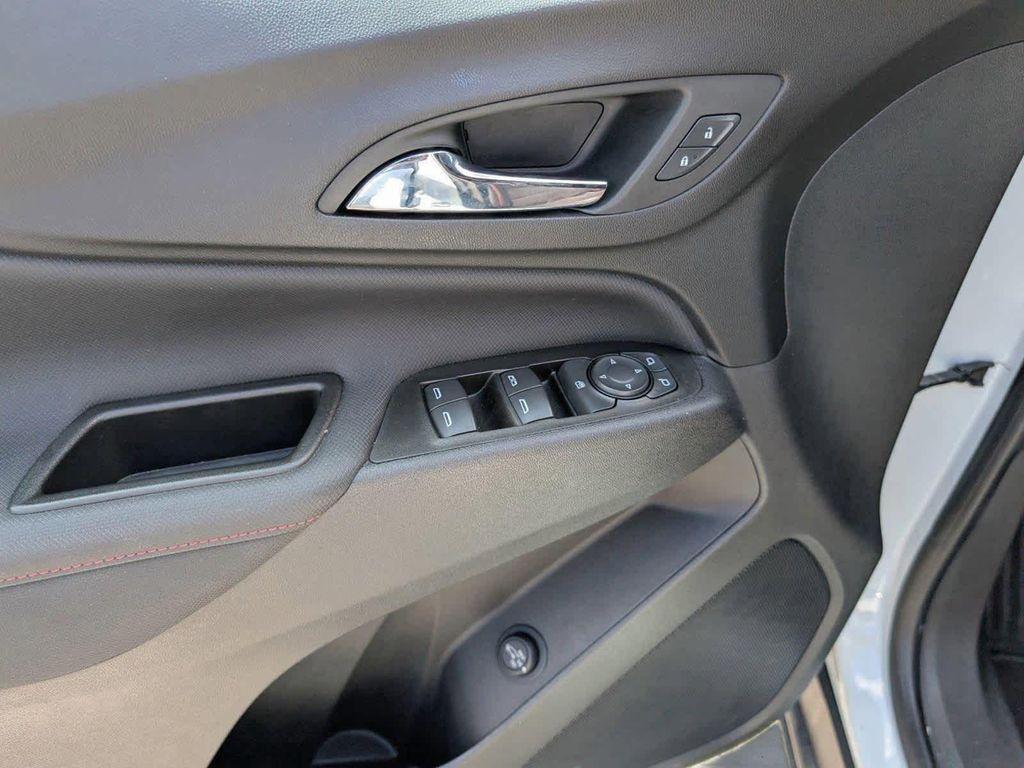 used 2022 Chevrolet Equinox car, priced at $21,997