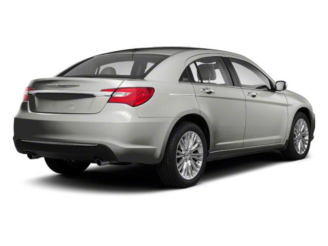 used 2013 Chrysler 200 car