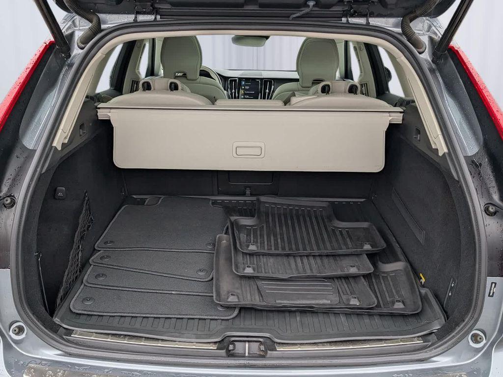 used 2019 Volvo XC60 car, priced at $25,687