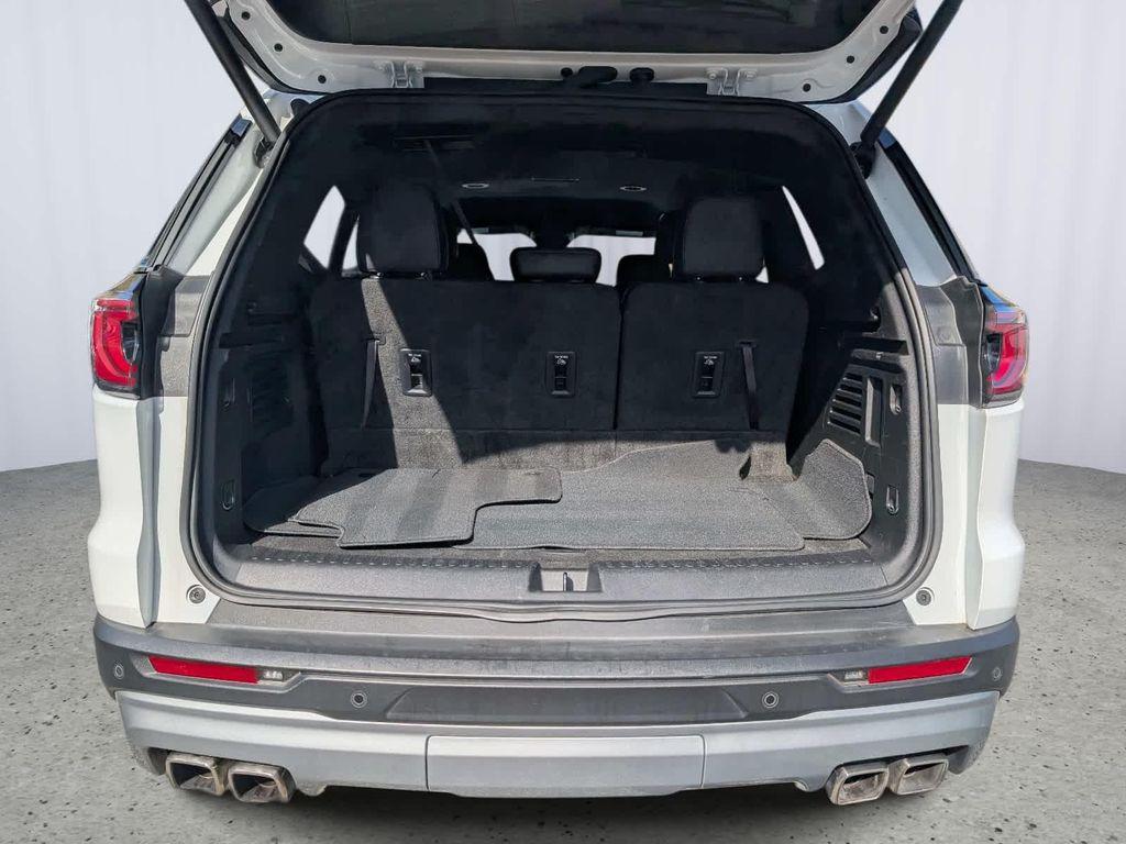 used 2024 GMC Acadia car, priced at $37,998