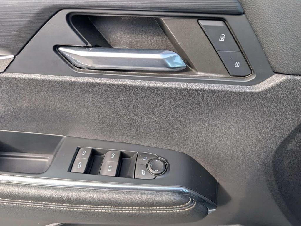 used 2024 GMC Acadia car, priced at $37,998