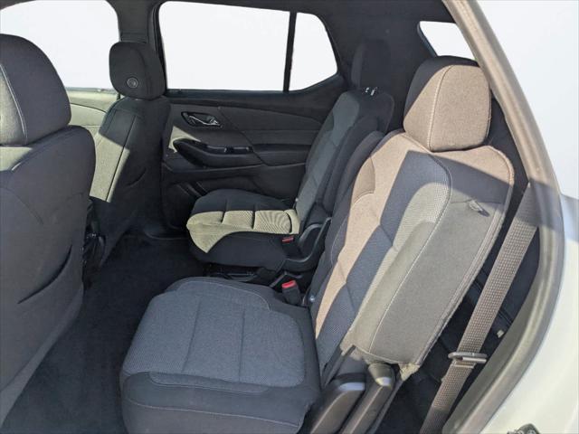 used 2022 Chevrolet Traverse car, priced at $30,998