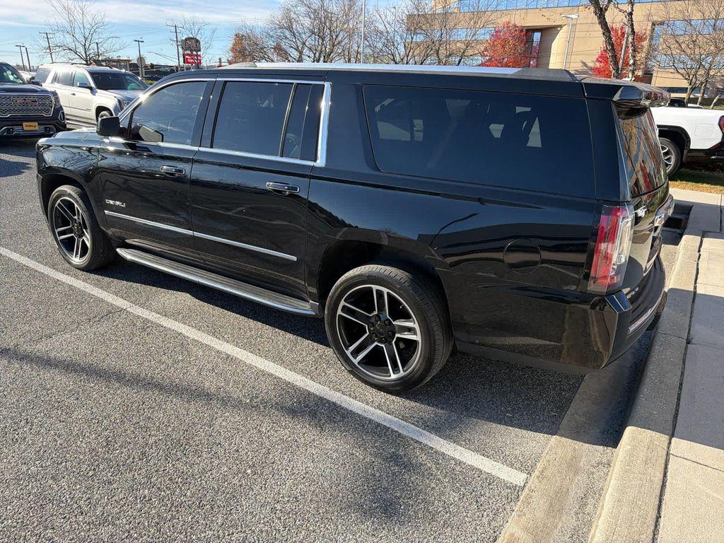 used 2019 GMC Yukon XL car, priced at $33,449