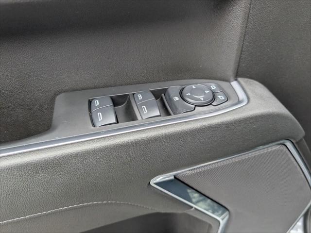 used 2024 Chevrolet Silverado 1500 car, priced at $42,671