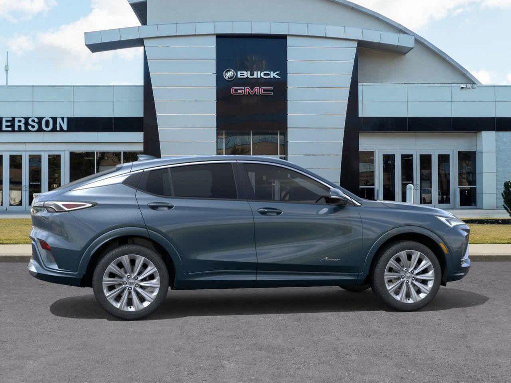 new 2025 Buick Envista car, priced at $30,388