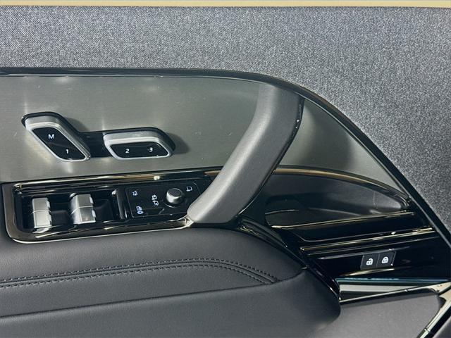new 2025 Land Rover Range Rover Sport car, priced at $121,390