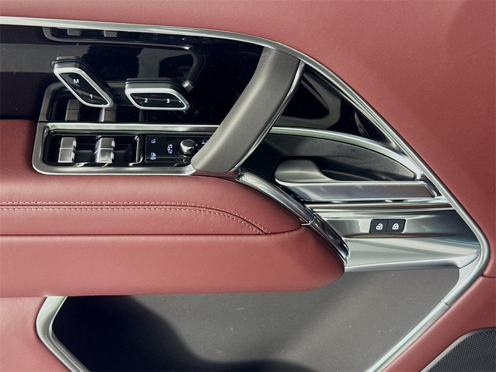 new 2025 Land Rover Range Rover car, priced at $152,170