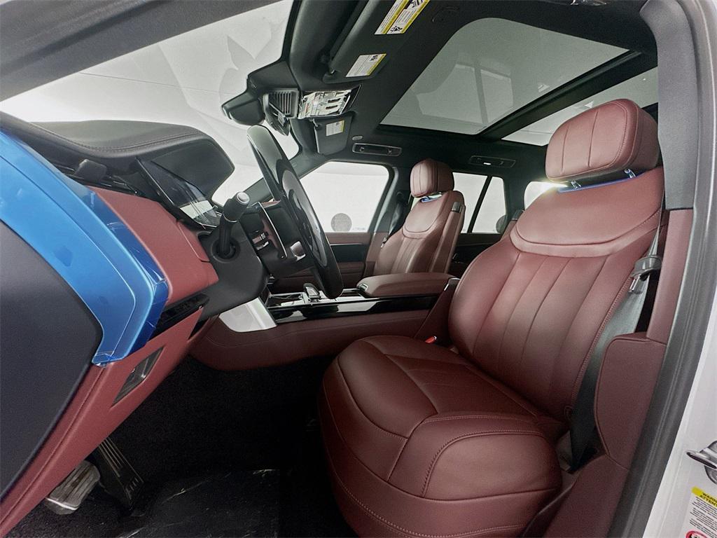new 2025 Land Rover Range Rover car, priced at $152,170