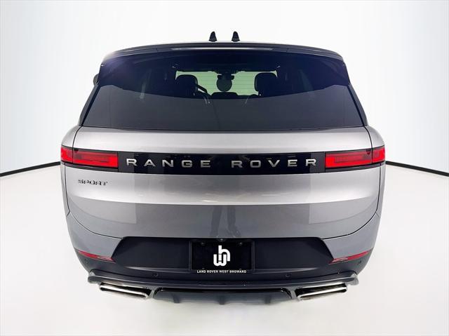 new 2025 Land Rover Range Rover Sport car, priced at $91,605