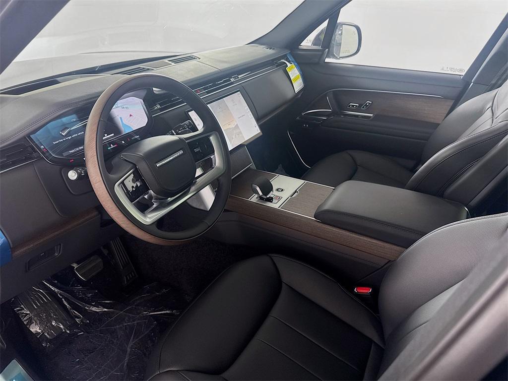 new 2025 Land Rover Range Rover car, priced at $156,025