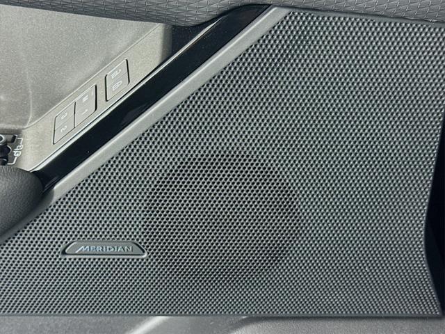 used 2021 Land Rover Range Rover Velar car, priced at $39,991