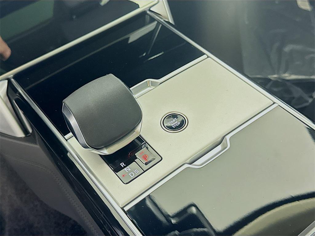new 2025 Land Rover Range Rover car, priced at $151,720