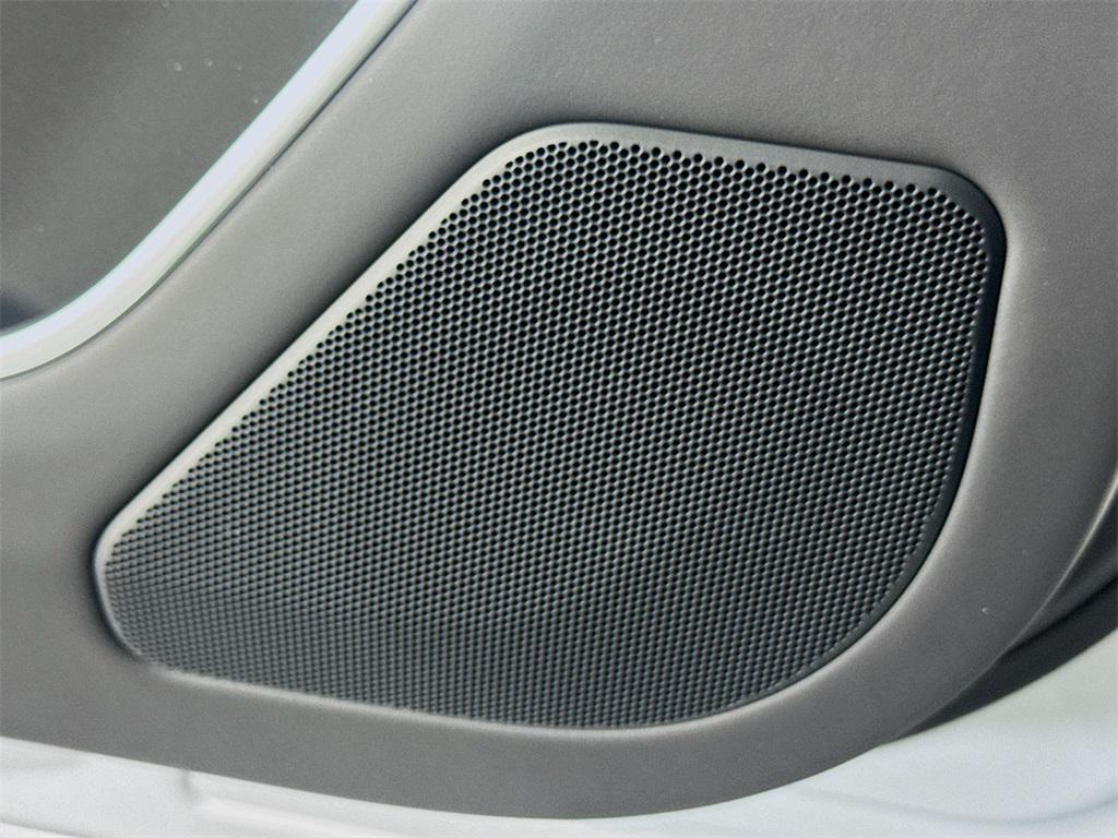 new 2025 Land Rover Range Rover car, priced at $151,720