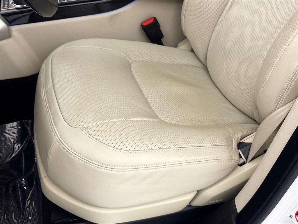 used 2022 Land Rover Range Rover car, priced at $68,991