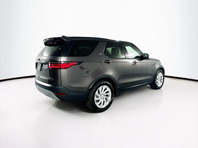 new 2024 Land Rover Discovery car, priced at $64,623