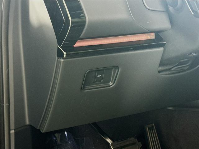 new 2025 Land Rover Range Rover Sport car, priced at $101,750
