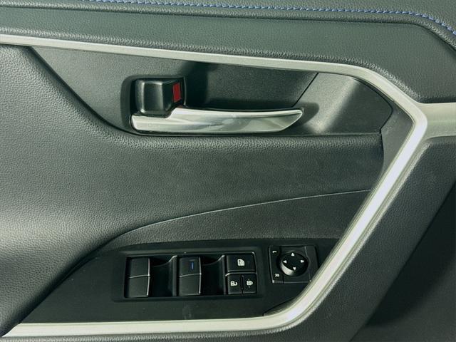 used 2021 Toyota RAV4 Hybrid car, priced at $32,582