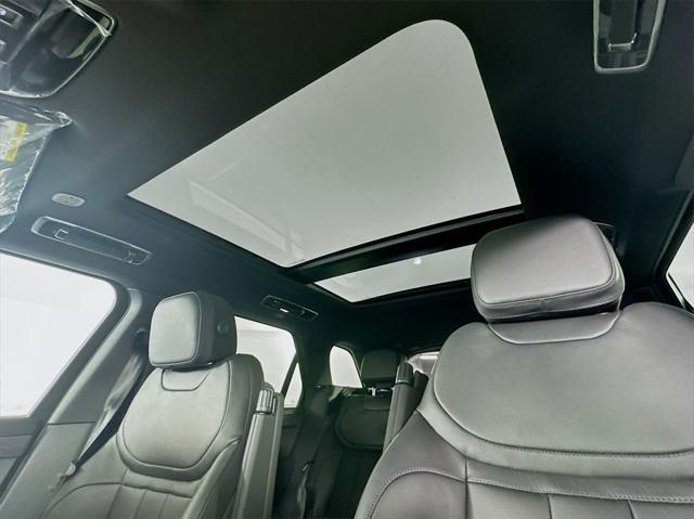 new 2025 Land Rover Range Rover Sport car, priced at $82,130