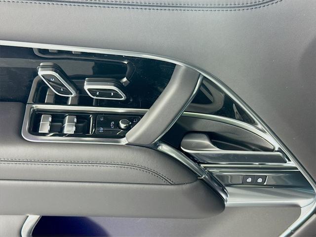 new 2025 Land Rover Range Rover car, priced at $158,525