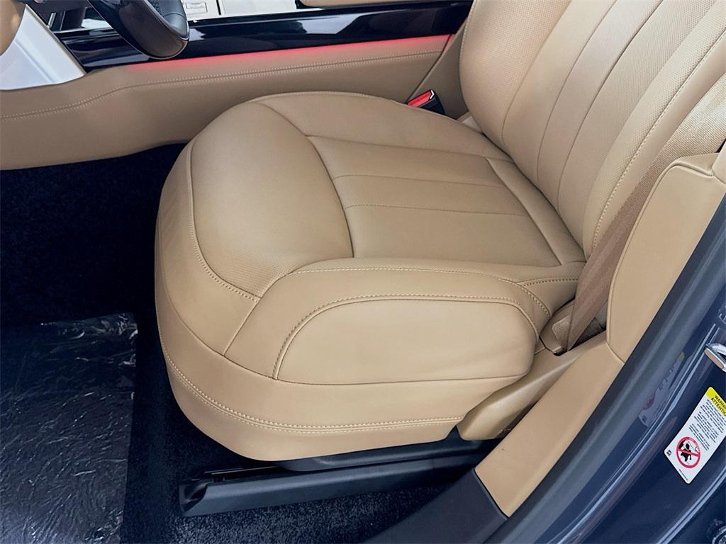 new 2025 Land Rover Range Rover car, priced at $151,770