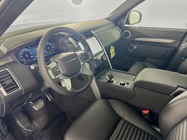 new 2025 Land Rover Discovery car, priced at $79,068