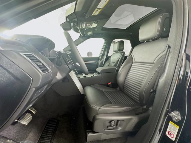 new 2025 Land Rover Discovery car, priced at $79,068