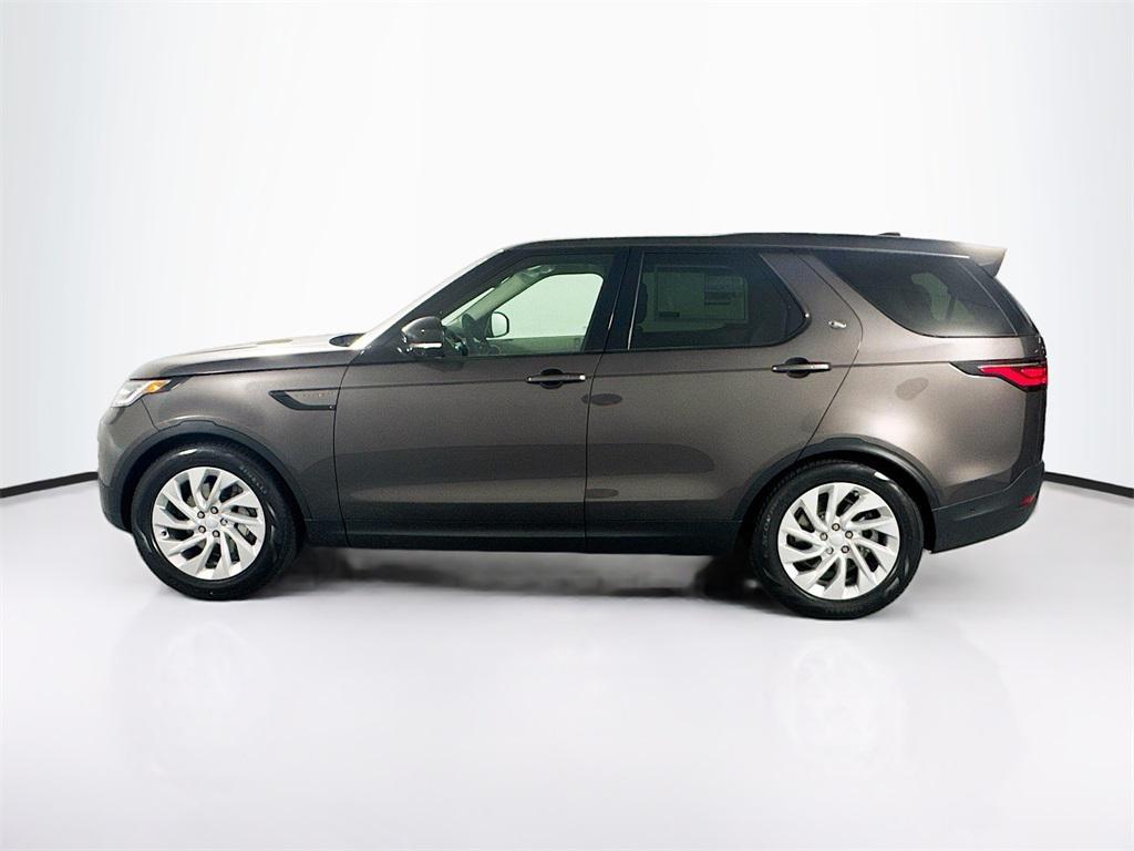 new 2025 Land Rover Discovery car, priced at $65,078