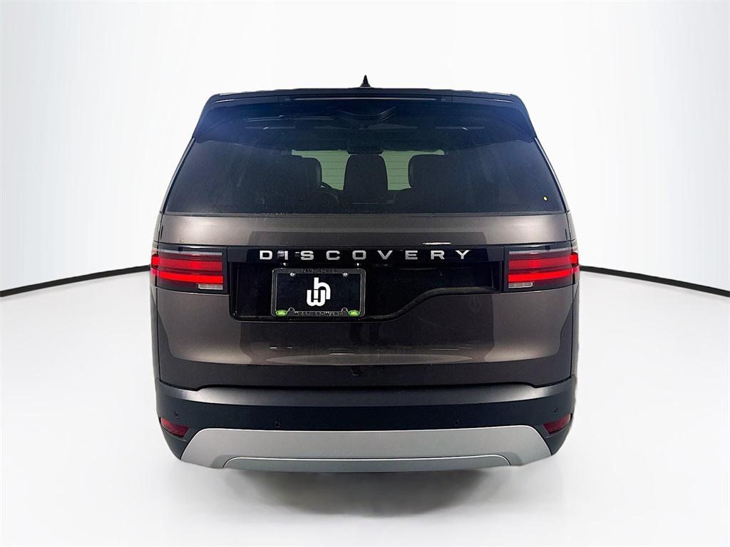 new 2025 Land Rover Discovery car, priced at $65,078