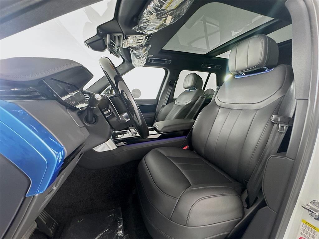 new 2025 Land Rover Range Rover car, priced at $137,205