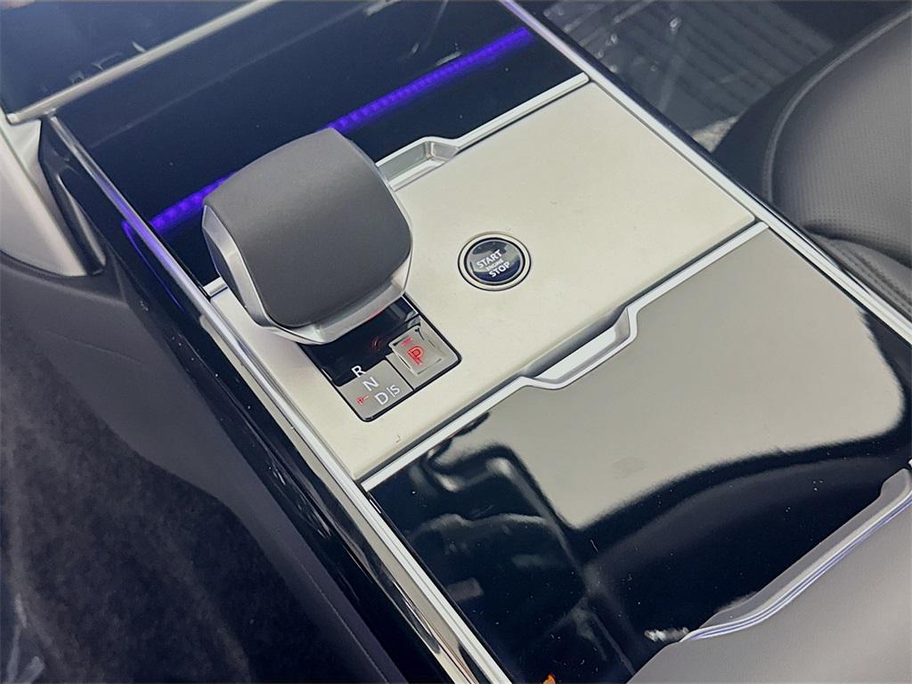 new 2025 Land Rover Range Rover car, priced at $137,205