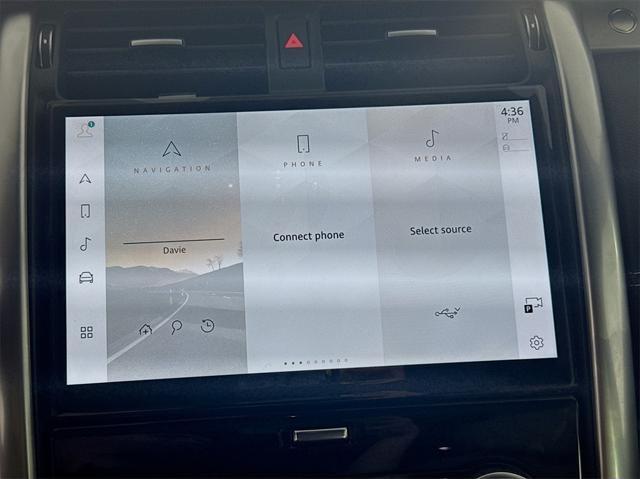 new 2025 Land Rover Discovery car, priced at $76,003