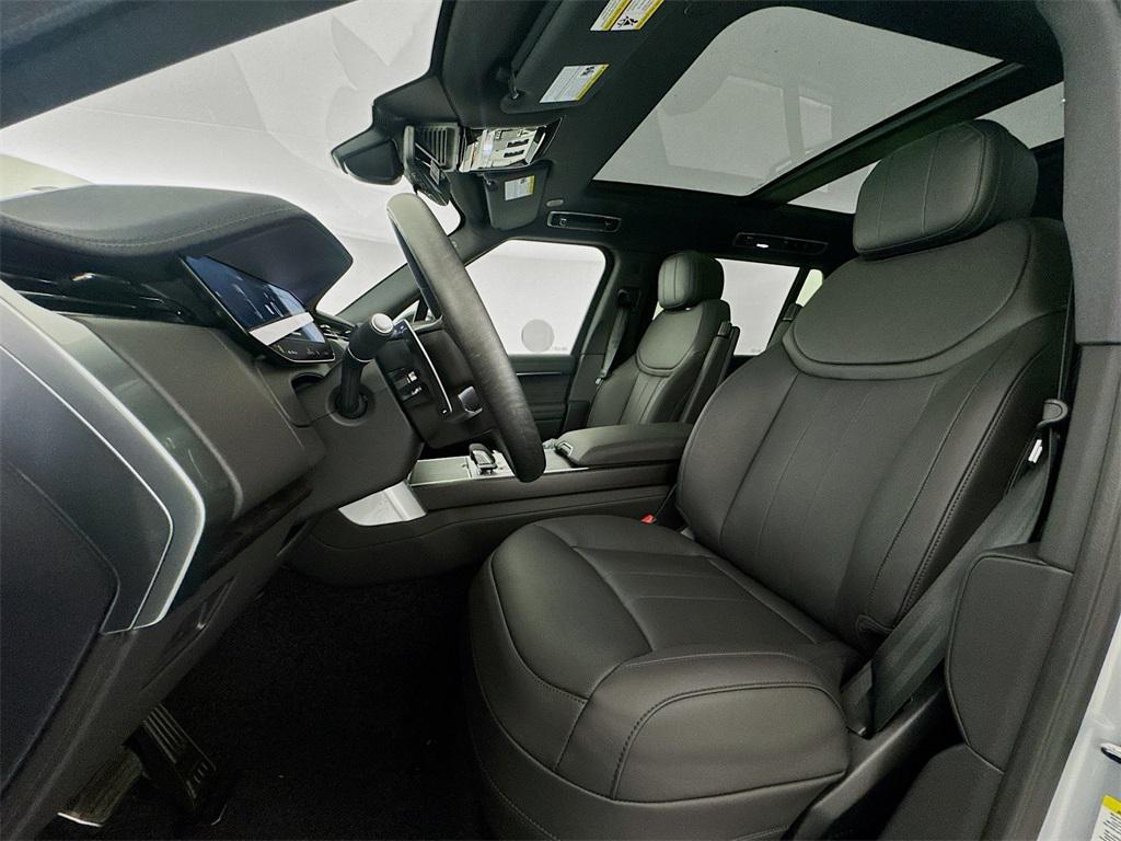 new 2025 Land Rover Range Rover car, priced at $129,935