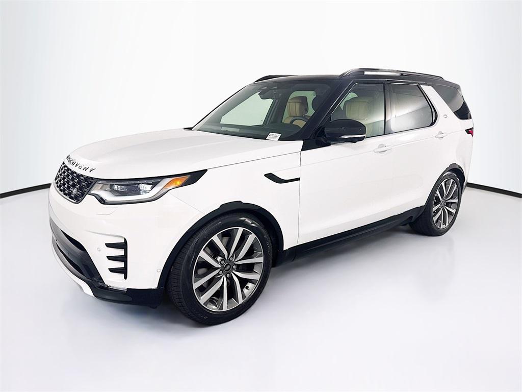 new 2025 Land Rover Discovery car, priced at $78,468