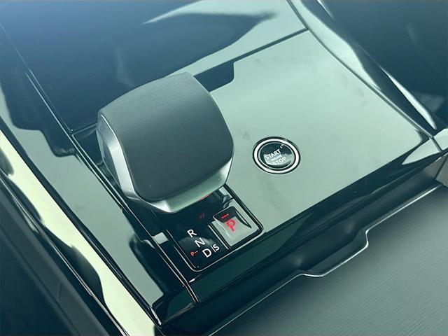 new 2025 Land Rover Range Rover Sport car, priced at $122,250