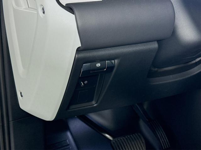 new 2025 Land Rover Defender car, priced at $93,813