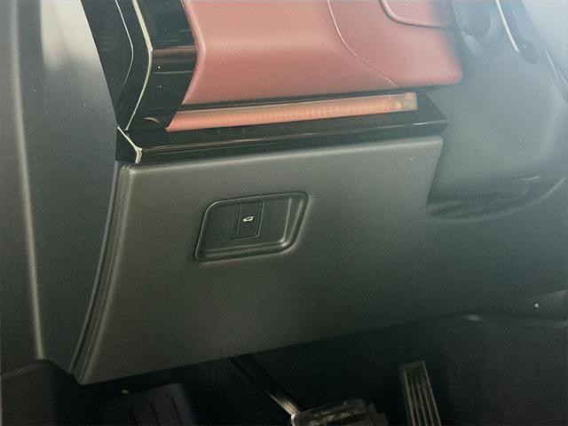 new 2025 Land Rover Range Rover Sport car, priced at $101,950
