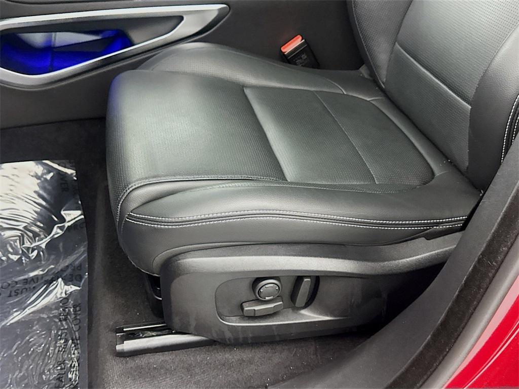 used 2025 Jaguar F-PACE car, priced at $50,583