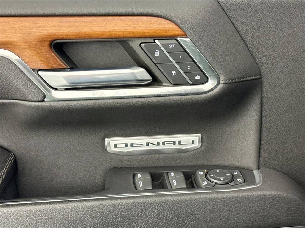 used 2022 GMC Sierra 1500 car, priced at $49,991
